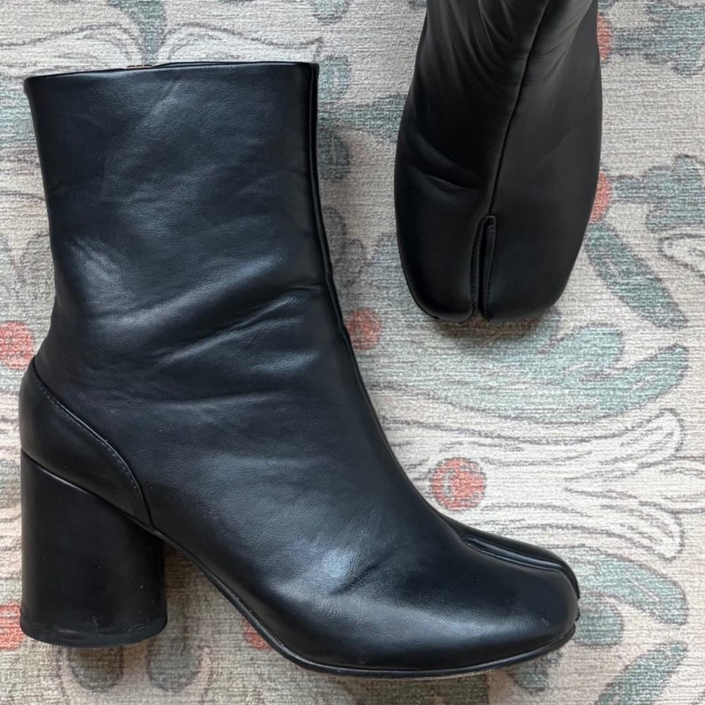 Tabi Boots
